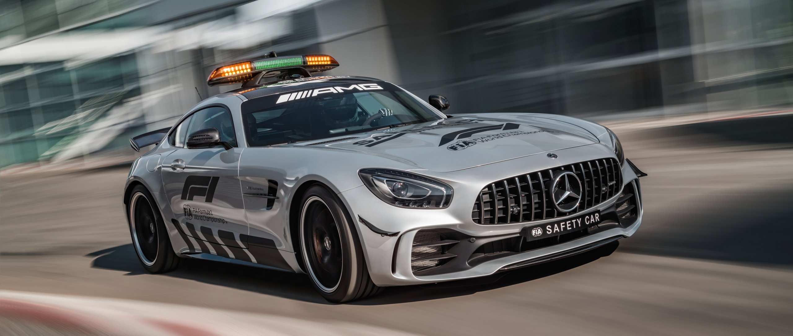 04 mercedes benzclassic 20 years safety car 3400x1440 1