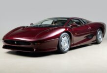 1993 Jaguar XJ220