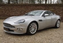 2004 Aston Martin Vanquish V12