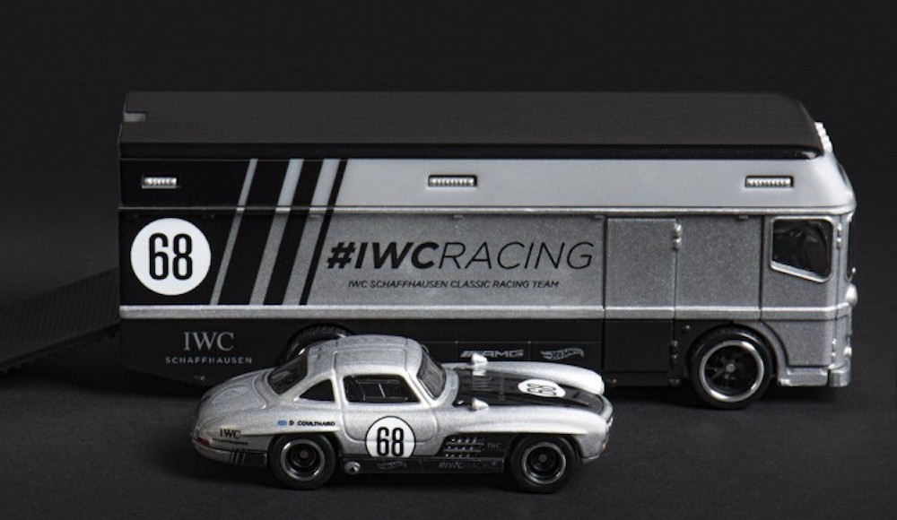 Hot Wheels x IWC Racing Team Transport Set collectorscarworld