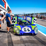 The Dix Mille Tours, Under A Glorious Sun