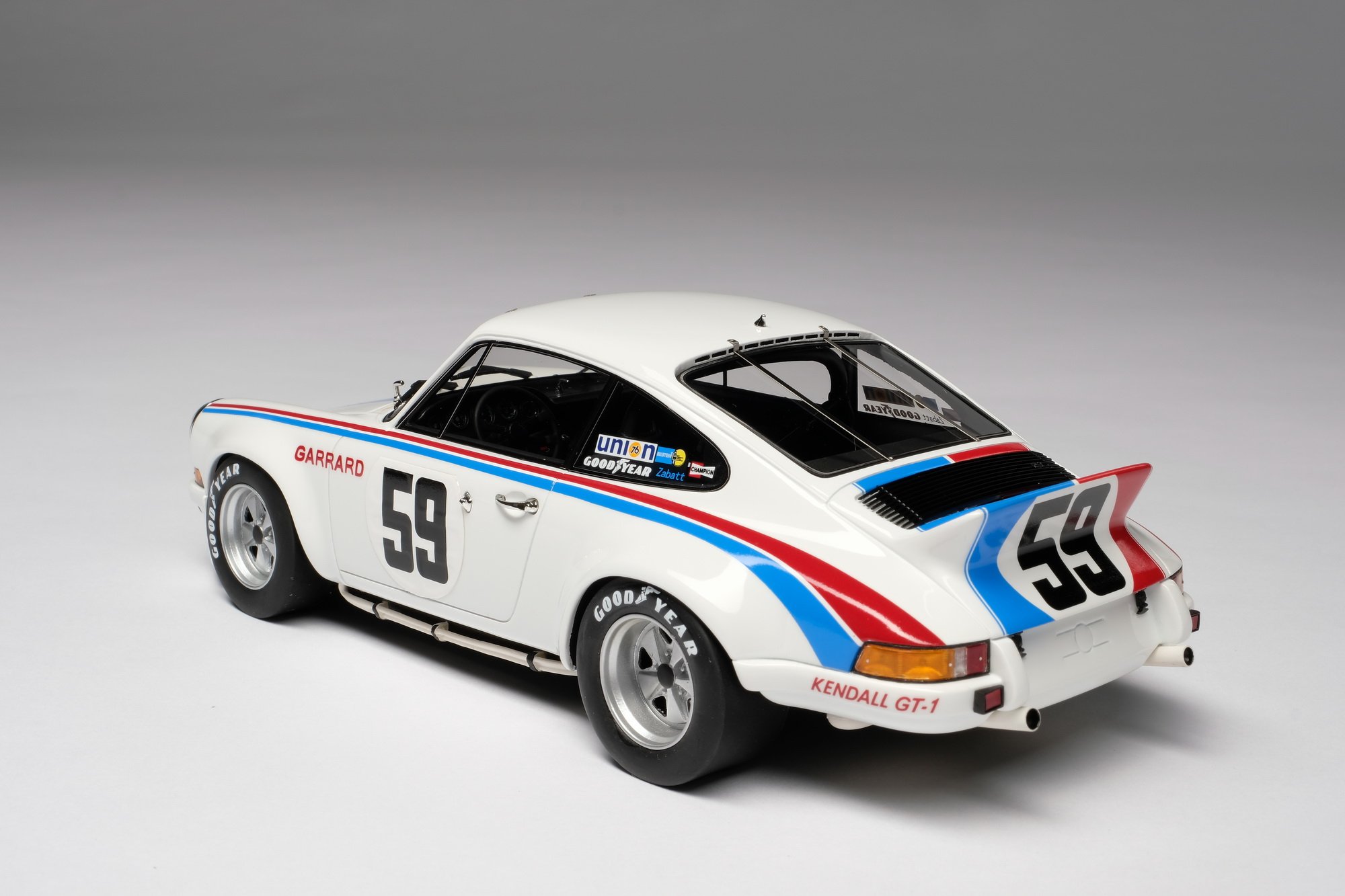 M5913 Porsche 1973
