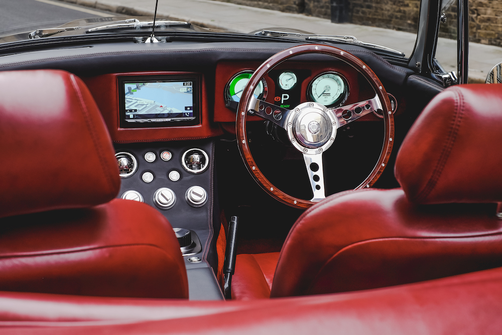 RBW Roadster Ext Dashboard 1