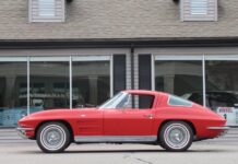1963 Chevrolet C2 Corvette Stingray Split Window Coupe
