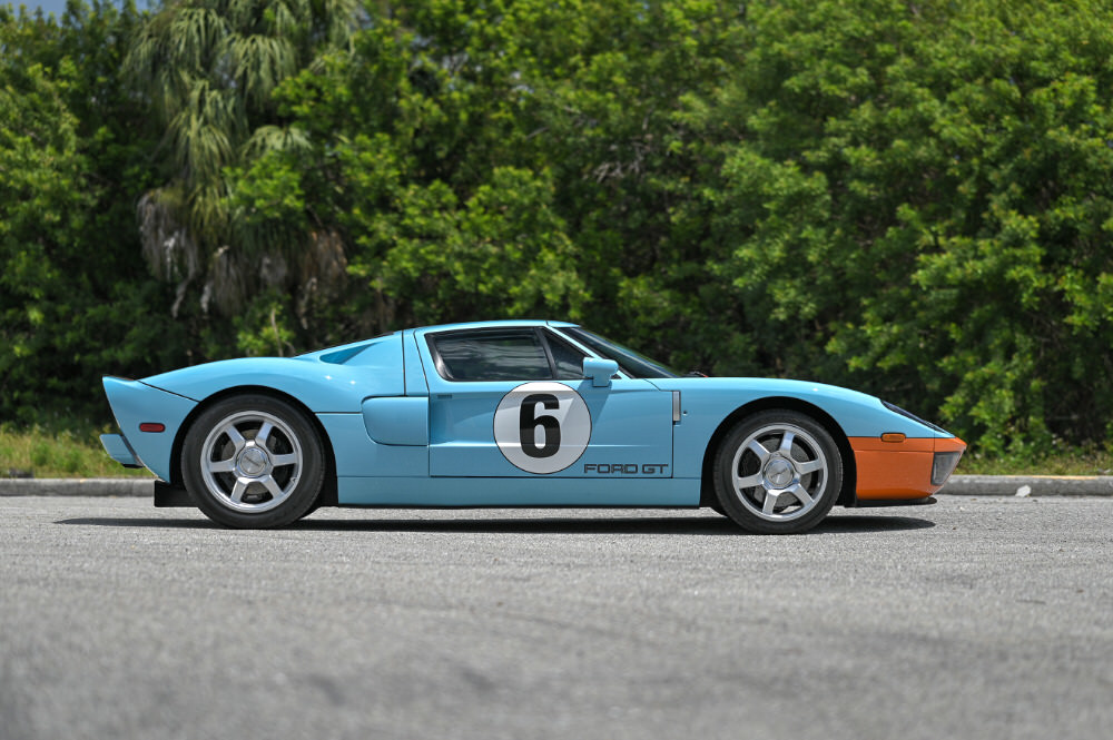 2006 Ford GT Heritage Edition 11