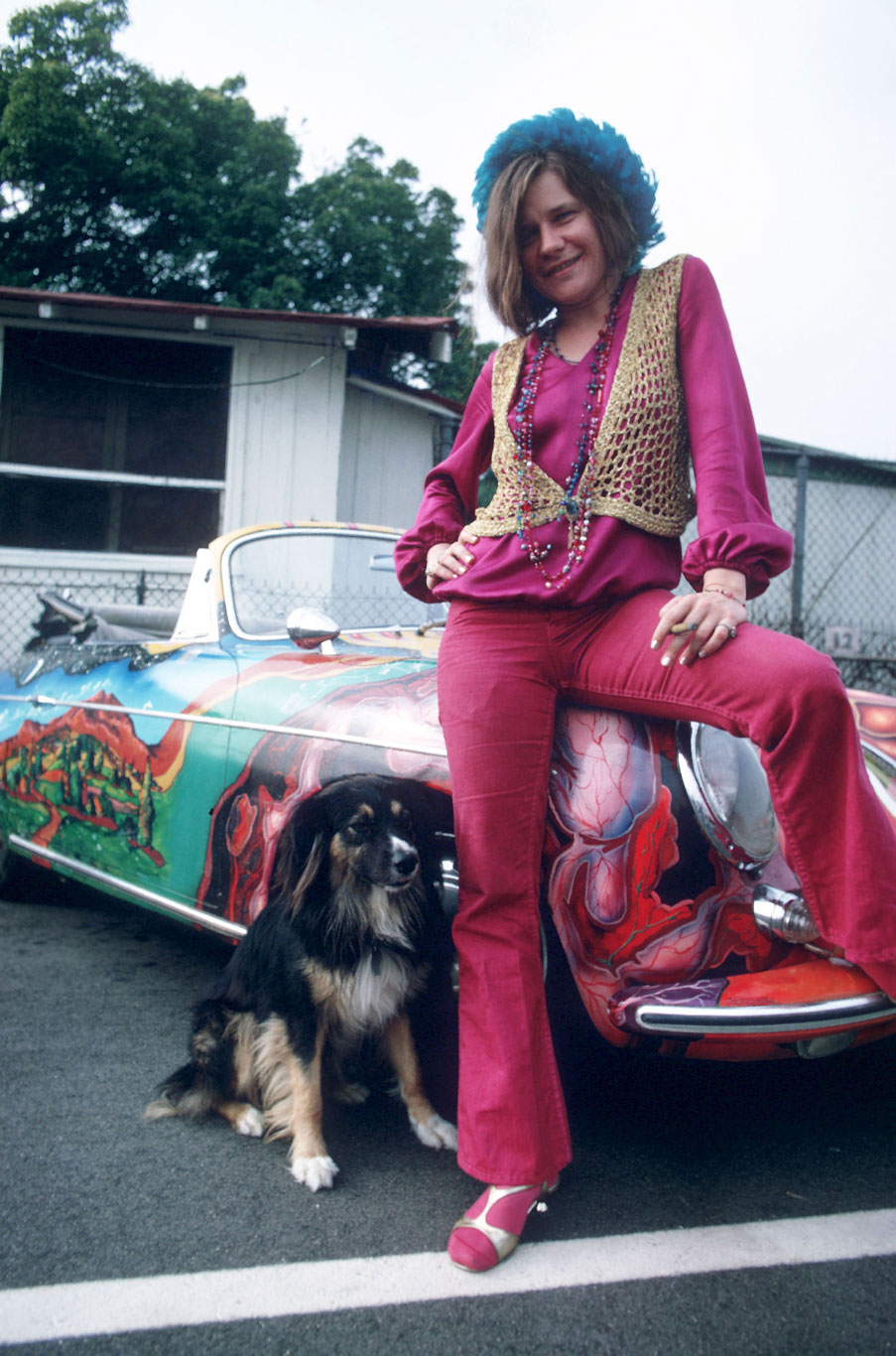 janis joplin with her 1965 porsche 356c 1600 cabriolet credit yoham kahana 120170725095030