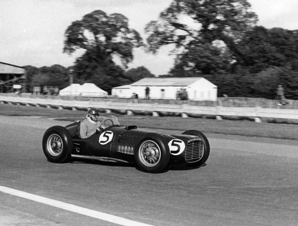 BRM V16 Gonzalez Goodwood 1952