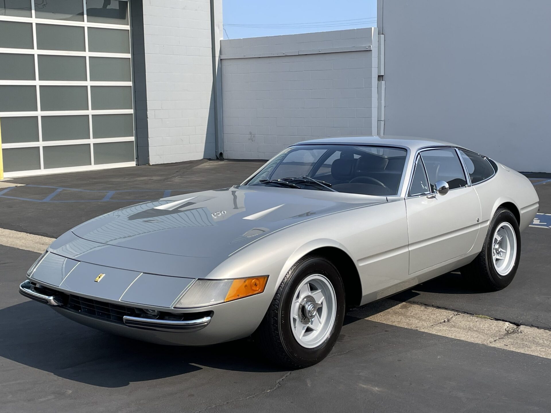 1971 Ferrari 365 GTB/4 Daytona - Collectorscarworld