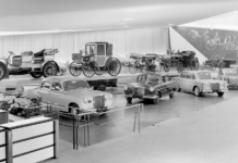 From The Mercedes-Benz 300 SE To The Cabriolet Of The 124 Model