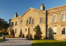 The PIG – At Harlyn Bay