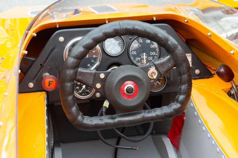 McLaren M16 035