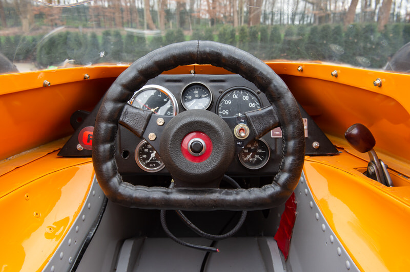McLaren M16 037