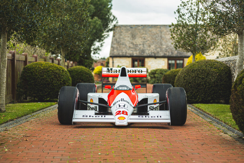 1990 McLaren MP4/5B - Collectorscarworld