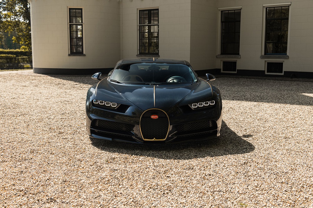 02 BUGATTI Chiron L be