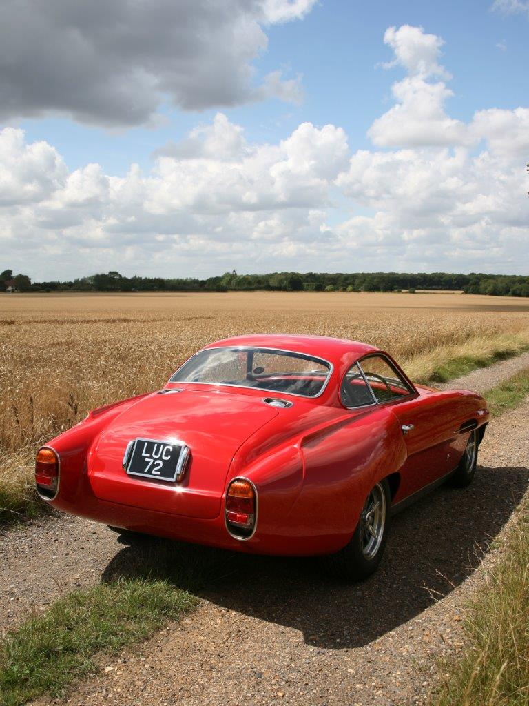 Ghia11