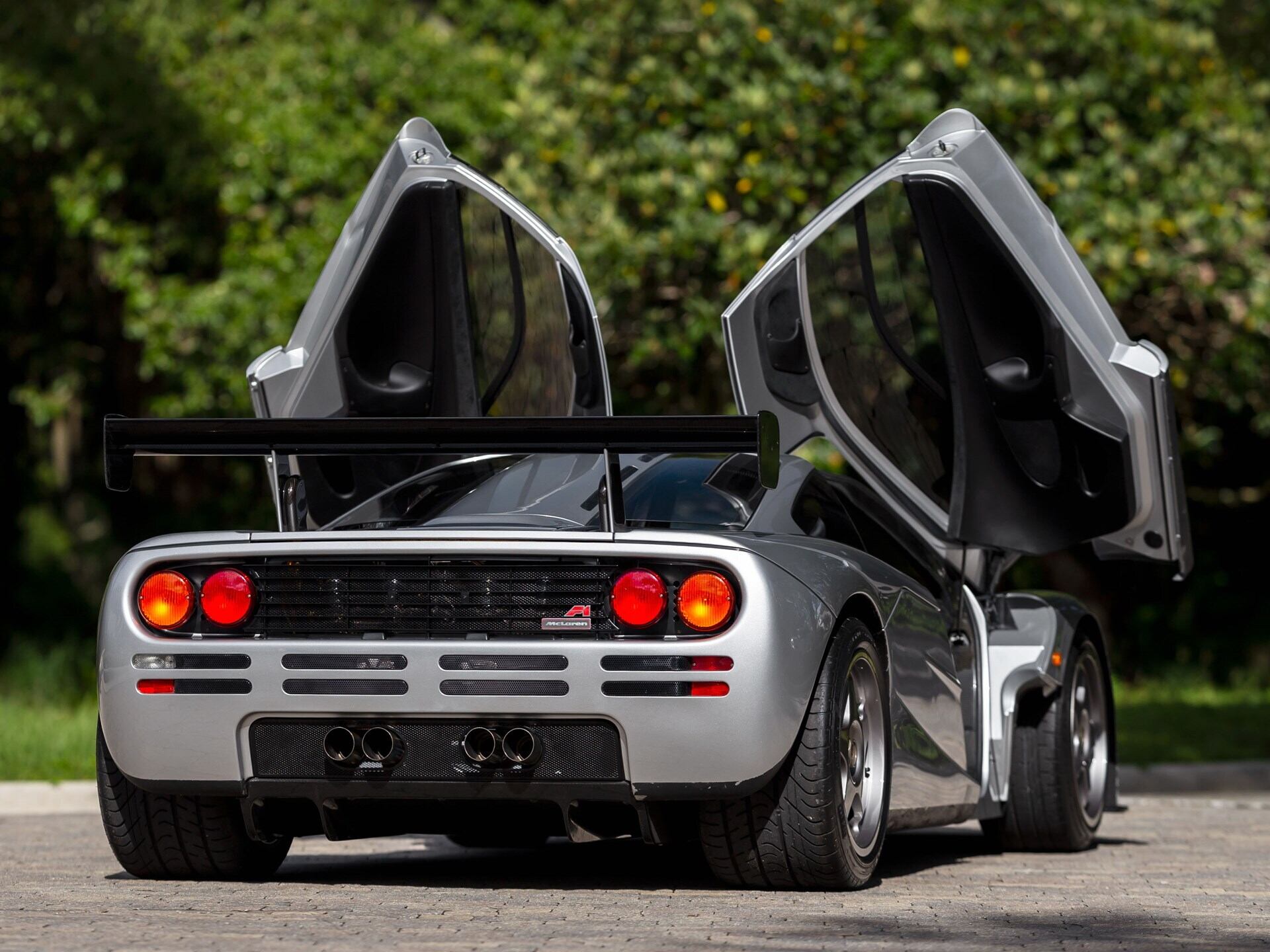 McLaren F1 – 059  radicalmag classics collections