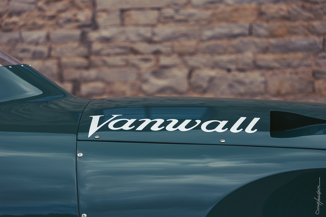 Hoodpin Vanwall 05