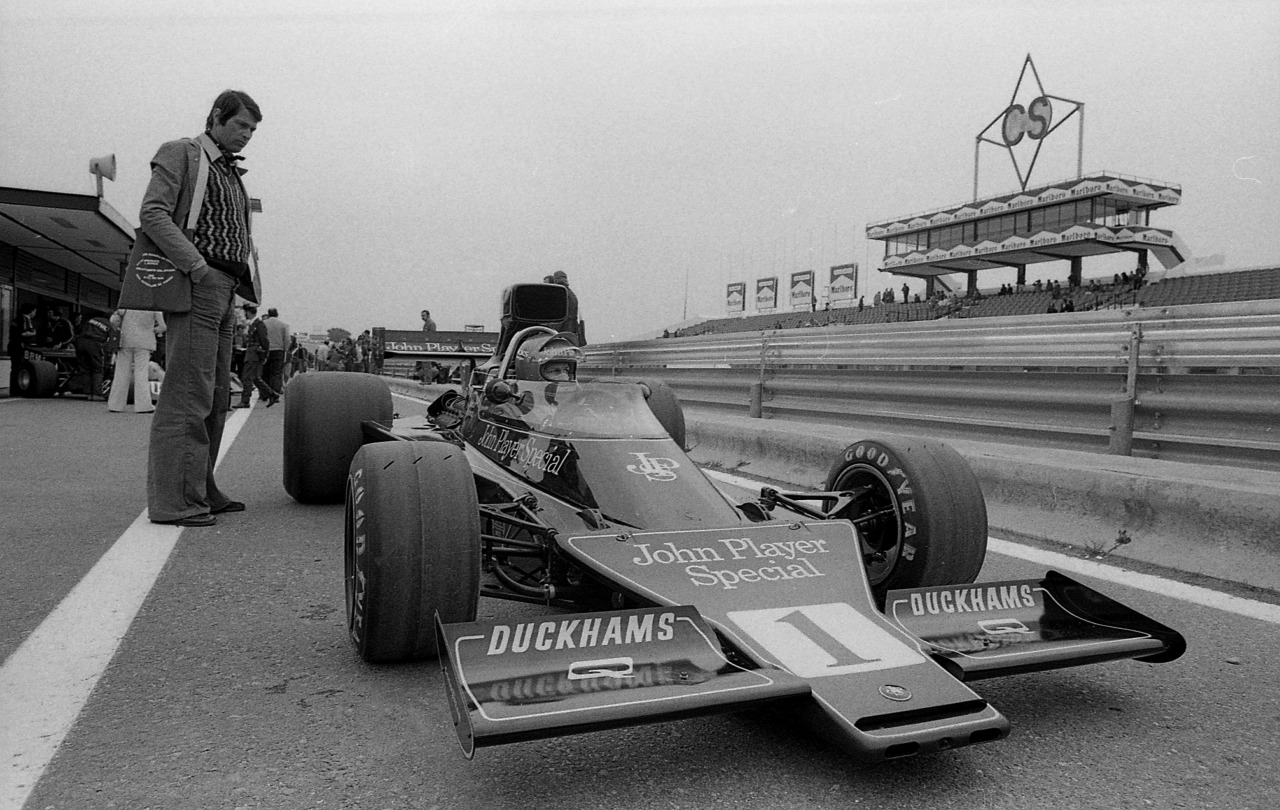 Ronnie Peterson in the JPS Lotus 76 in Jarama Spain in 1974