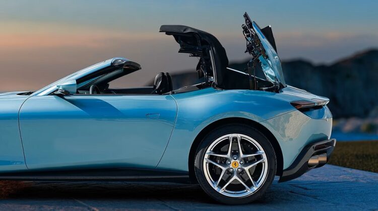 The New Ferrari Roma Spider Harks Back To Iconic Convertibles ...