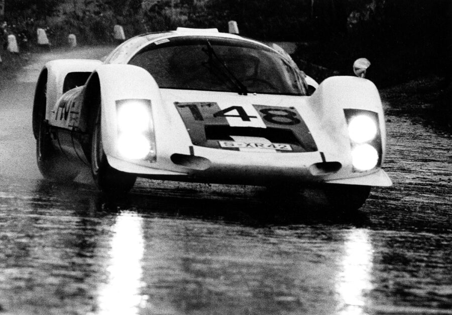 41-tf-1966-07-willy-mairesse-herbert-muller-porsche-906_rgb_gross