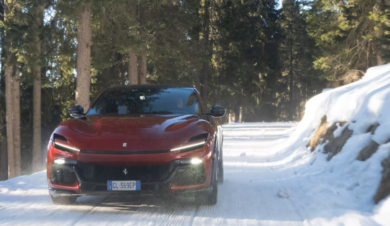 Snow Fun- Ferrari Purosangue On Icy Roads