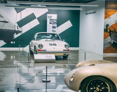 Petersen Classics: 1968 Porsche 911 S