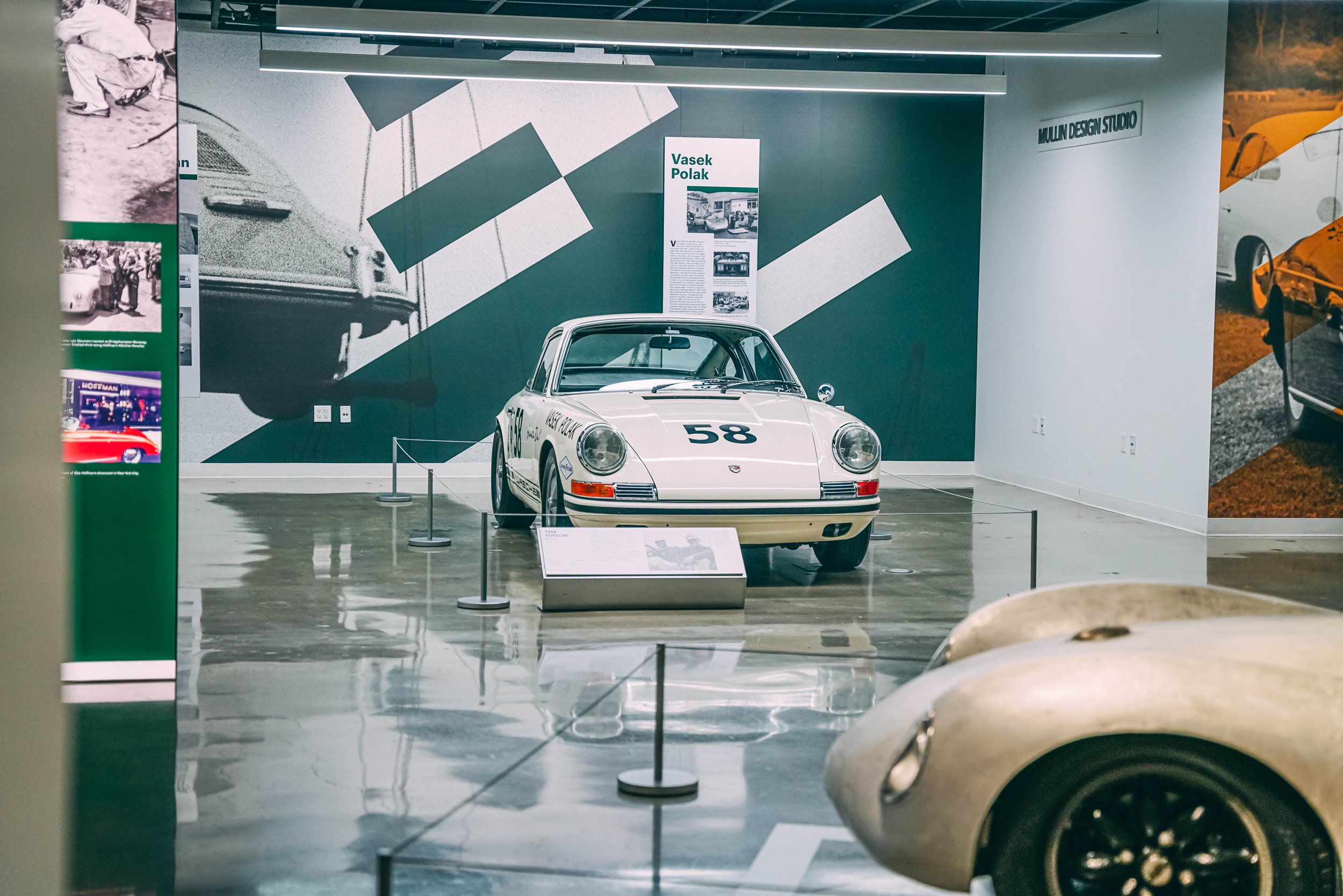 Petersen Classics: 1968 Porsche 911 S