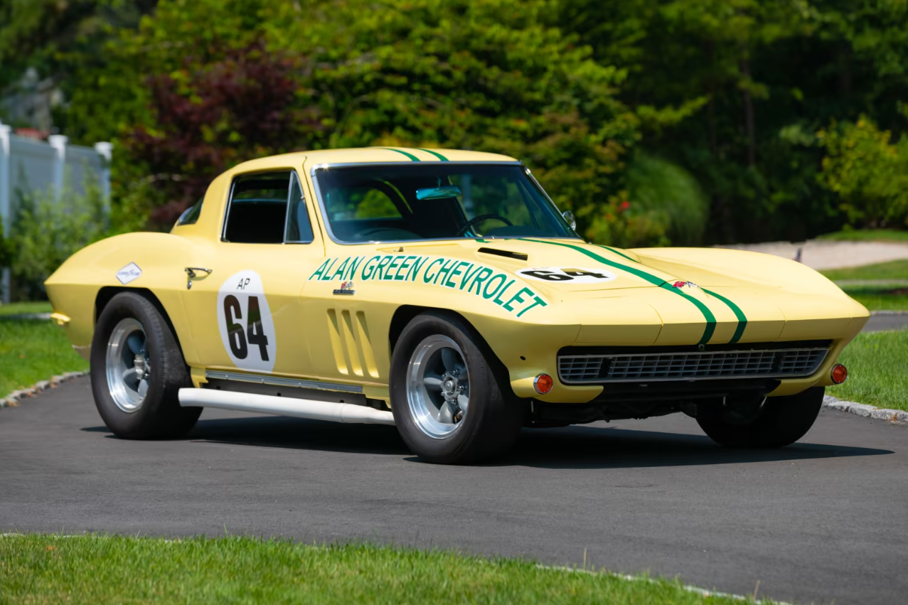 Mecum66Corvette