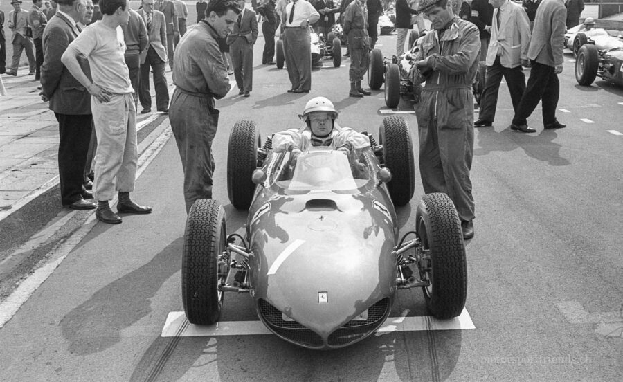 22-at-1961-017-phil-hill-ferrari_rgb-3