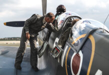 Aerial Collective: Vintage Flight Experiences