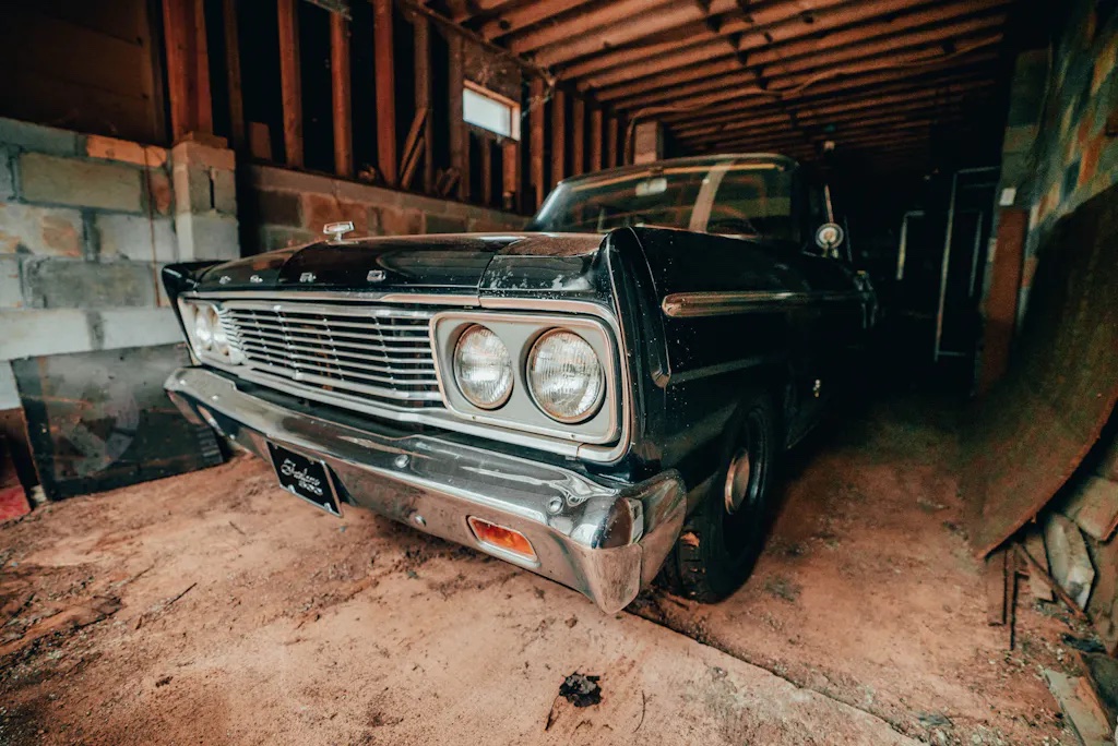 Ford Fairlane Barn Find Tom Cotter 8.jpg Kopie