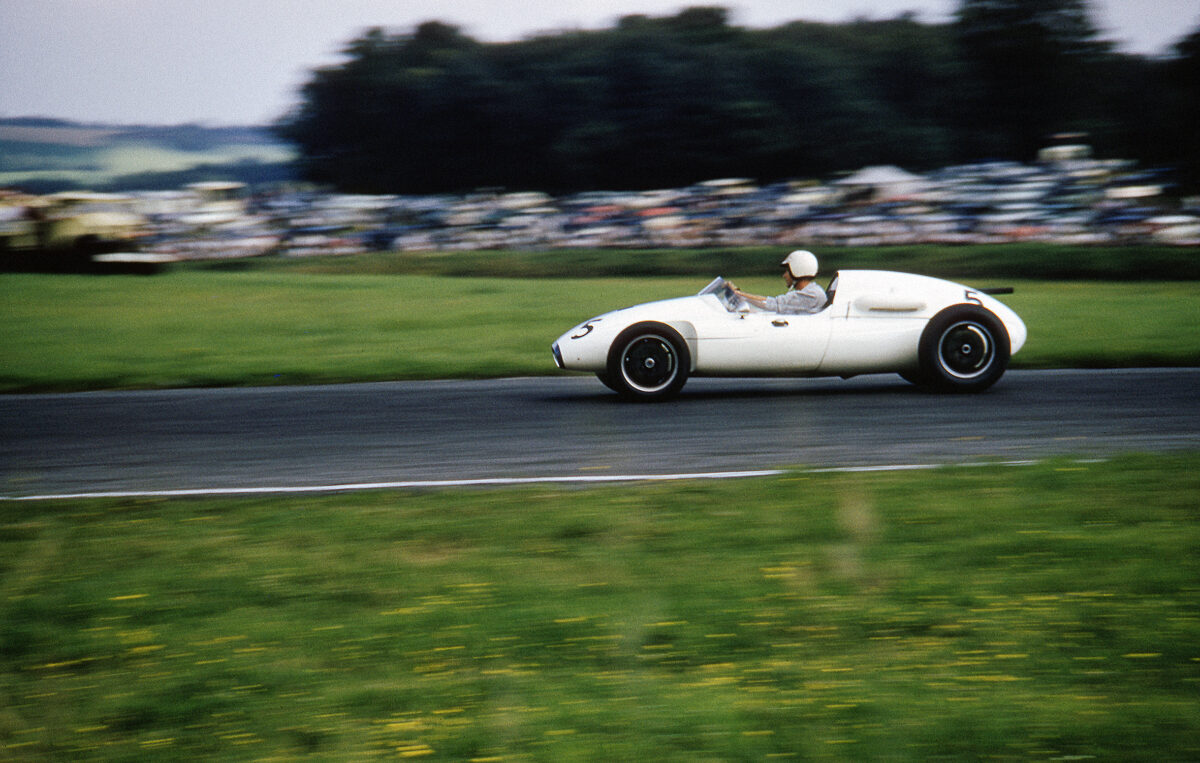 02-bh-1958-019-carroll-shelby-cooper-t45_10-2