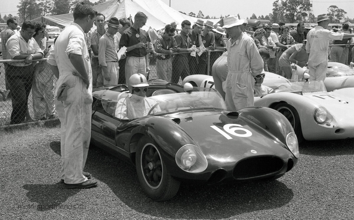 43-wf-1962-australian-formula-libre-over-1500cc-bib-stillwell-cooper-monaco-2-5l-climax_coated-3