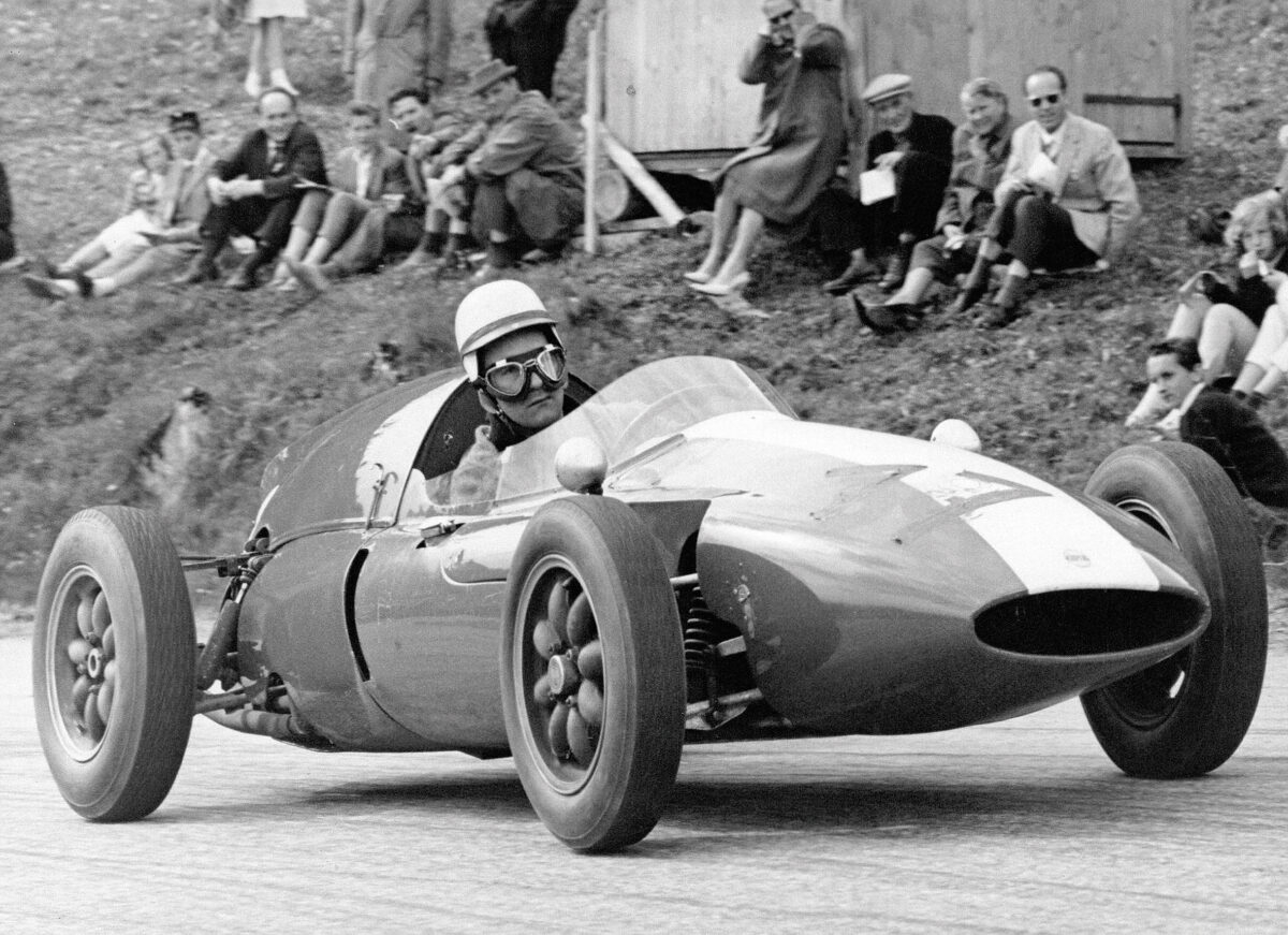 32-mb-1961-de-siebenthal-pierre-cooper-climax-1500-villars-burquin-mauborget_10