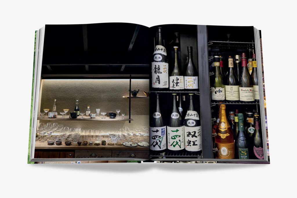 Springtime In Japan - Tokyo Chic By Assouline - collectorscarworld