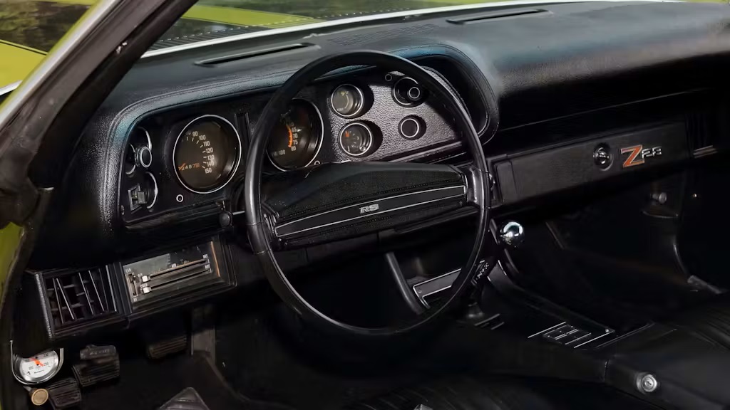 1970 Camaro RS Wheel detail