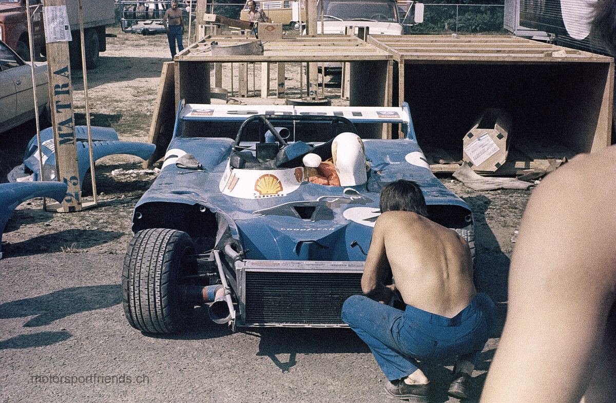 53-wg-1974-jarier-beltoise-matra-simca-ms670c_coated-3