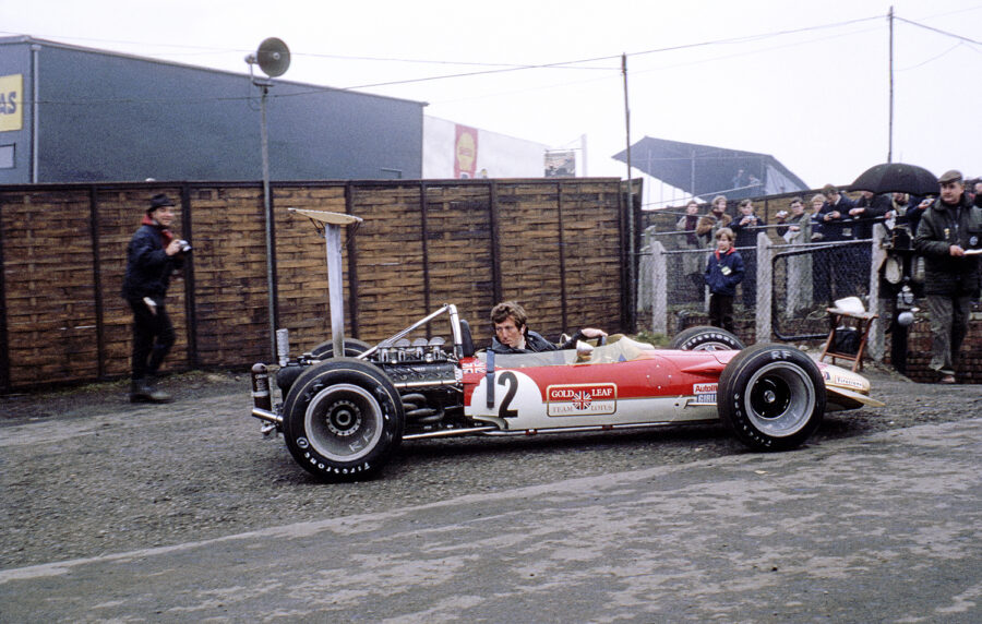 15-bh-1969-009-jochen-rindt-lotus-ford_rgb_gross-5