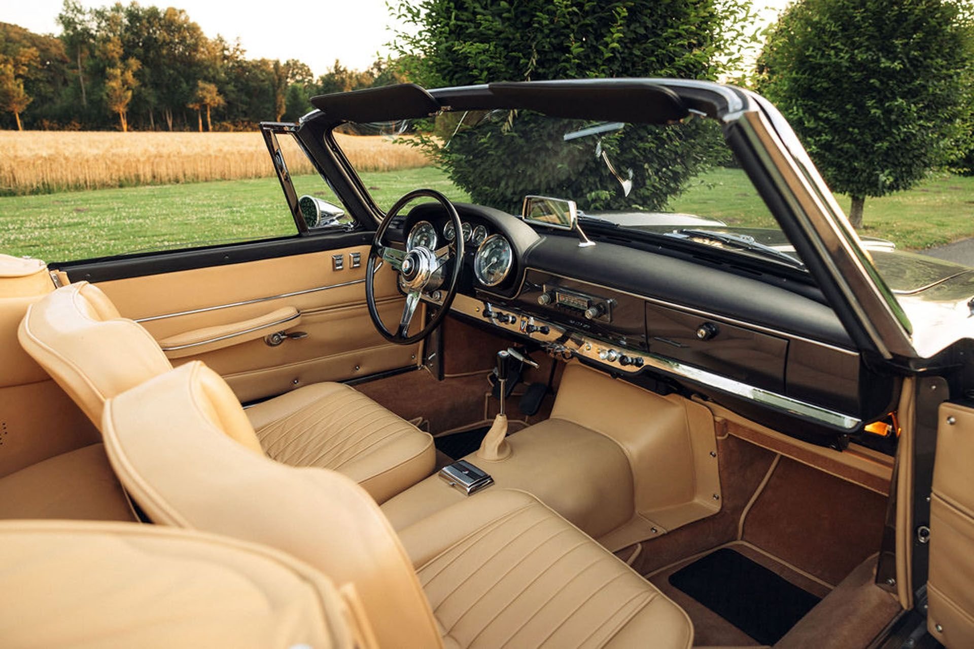 1960 maserati 3500 gt convertible6