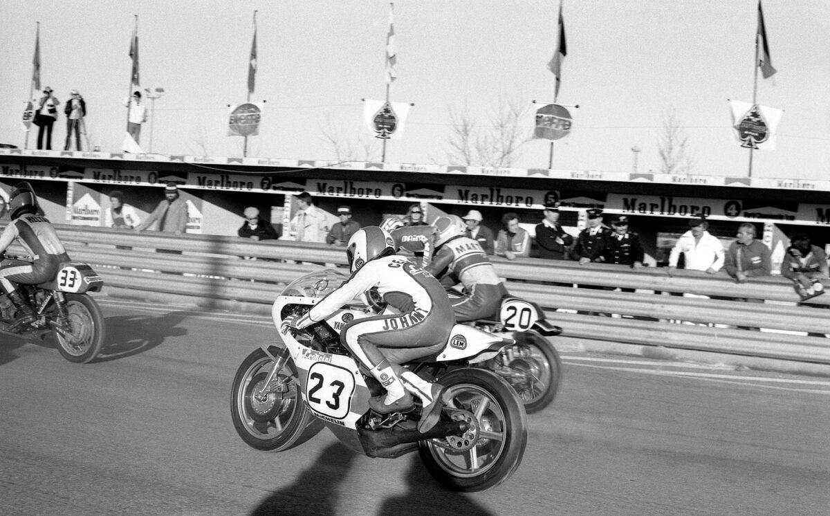 26-mi-1978-johnny-cecotto-yamaha-gp-perla-verde-misano_rgb_gross-5