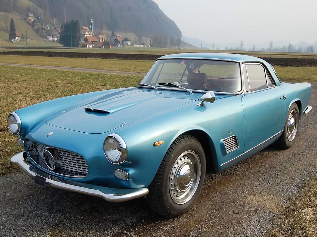 Maserati 3500 GT Coupe front three quarter teal