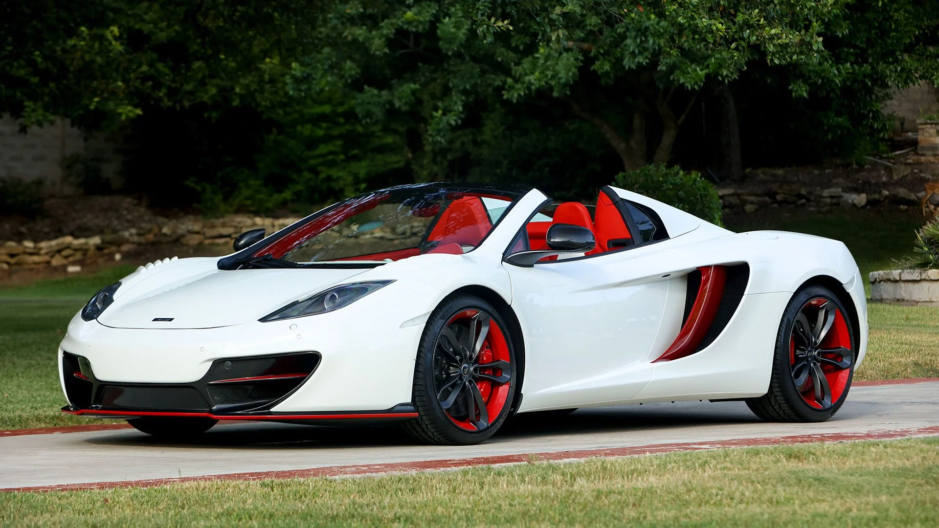 2013 mclaren 12c spider bespoke project 8