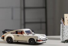 Porsche 911 By LEGO