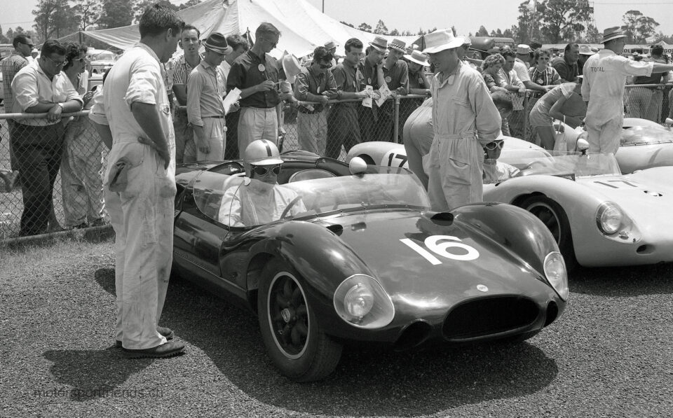 43-wf-1962-australian-formula-libre-over-1500cc-bib-stillwell-cooper-monaco-2-5l-climax_coated-5