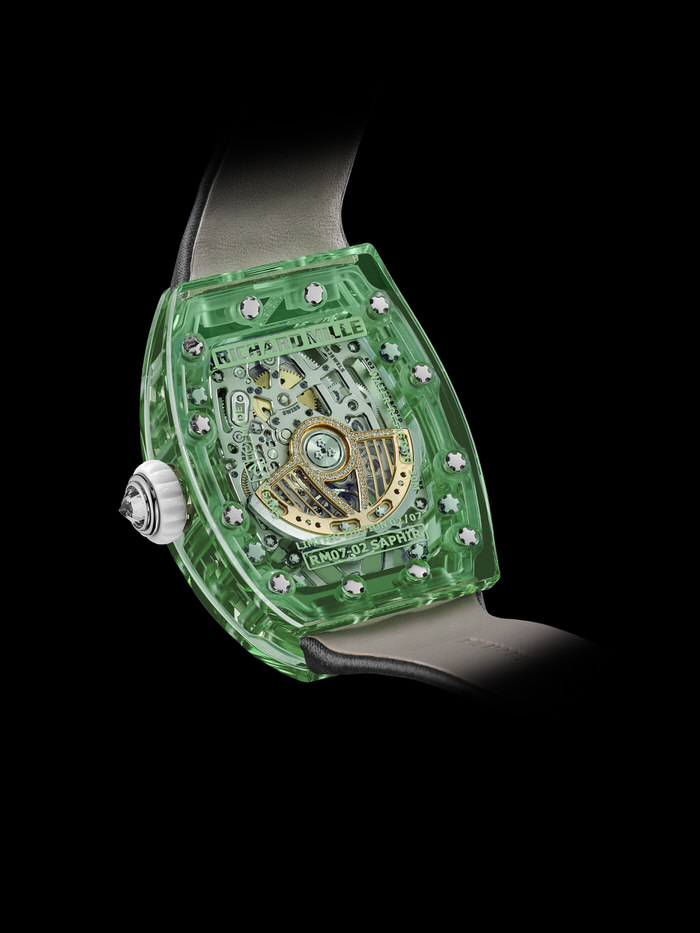 rm 07 02 green sapphire set 3 4 back boon bb