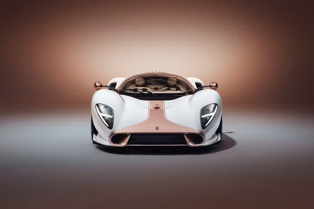 New De Tomaso Production-Spec P72 3 De Tomaso P72 Exterior 01 Large