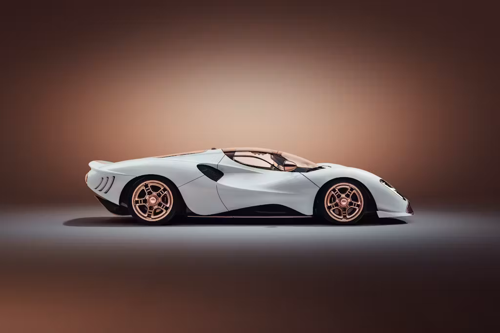 New De Tomaso Production-Spec P72 2 De Tomaso P72 Exterior 05 Large