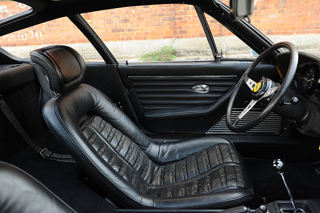 Ferrari 365 GTB 4 6
