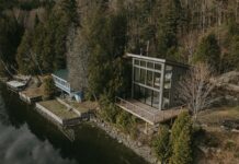 The Shadow Lake-House