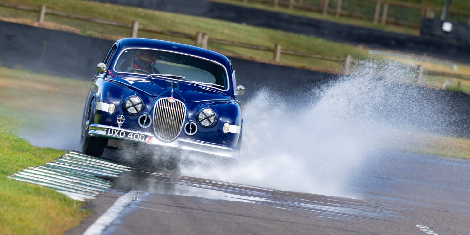 9 Jaguar splash 2